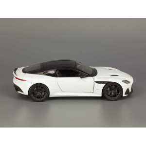 1/24 Aston Martin DBS Superleggera 2019 белый с черным