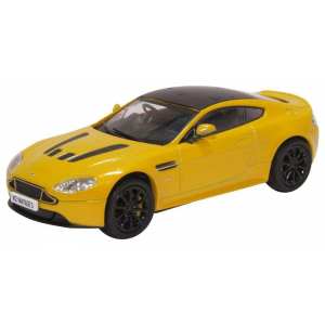 1/43 Aston Martin Vantage S 2017 желтый