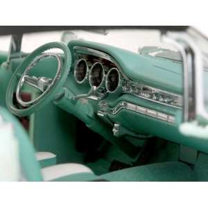 1/18 Pontiac Bonneville 1959 convertible светло-зеленый с черным тентом