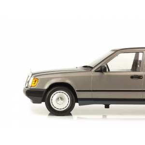 1/18 Mercedes-Benz 300D 1984 W124 серый (антрацит)