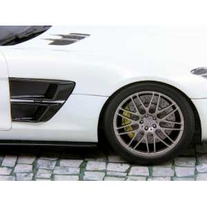 1/18 Mercedes-Benz SLS BRABUS 700 BITURBO Roadster - 2013 белый