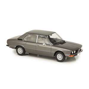 1/18 BMW 5 series E12 1973 серый