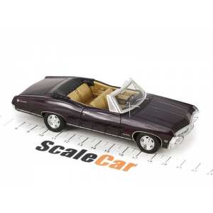 1/43 CHEVROLET Impala SS 2 Door Convertible 1967 Royal Plum