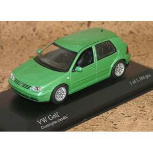 1/43 Volkswagen Golf IV 1997 5d light green met