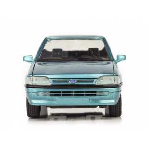 1/24 Ford Orion Ghia 4d зеленый