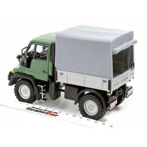 1/32 Mercedes-Benz Unimog U400 бортовой с тентом, зеленая кабина