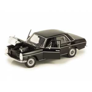 1/24 Mercedes-Benz 220 W115 черный