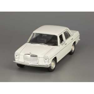 1/24 Mercedes-Benz 220 W115 белый