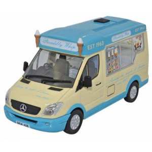 1/43 Mercedes-Benz SPRINTER Van Whitby Mondial Ice Cream Piccadilly Whip фургон-мороженое