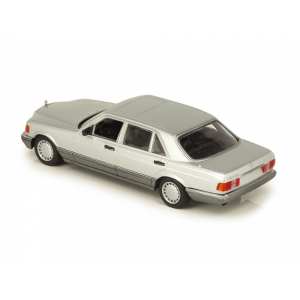 1/43 Mercedes-Benz 560 SEL W126 1990 серебристый