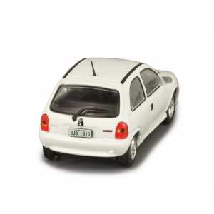 1/43 Chevrolet Corsa GSi 1.6 1994 белый