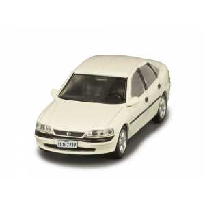 1/43 Chevrolet Vectra 2.2 GLS 1998 (Opel Vectra B) белый