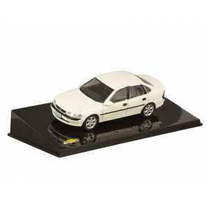 1/43 Chevrolet Vectra 2.2 GLS 1998 (Opel Vectra B) белый