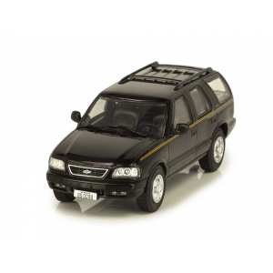 1/43 Chevrolet Blazer Executive 1997 черный