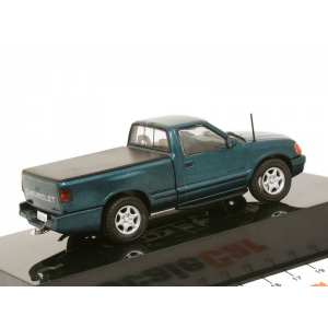 1/43 Chevrolet S-10 1995 темно-зеленый металлик