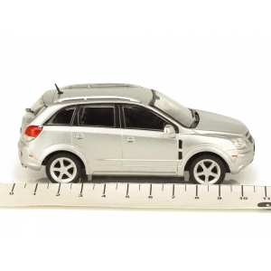 1/43 Chevrolet Captiva 2008 (версия для США и Бразилии, аналог Opel Antara) серебристый