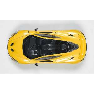 1/18 McLaren P1 2013 (volcano yellow) желтый