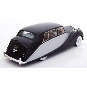 1/18 Rolls Royce Silver Wraith Empress by Hooper 1956 черный с серебристым