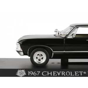 1/43 Chevrolet Impala Sports Sedan 1967 из сериала Supernatural (Сверхъестественное)
