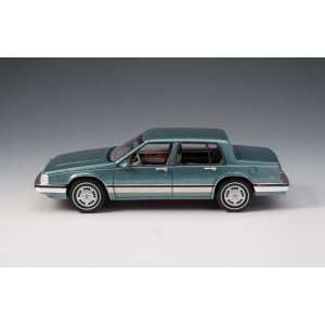 1/43 Buick Electra T-type 1987 зеленый металлик