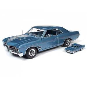 1/18 Buick GS Hardtop 1967 голубой металлик + аналогичная модель 1/64 (набор)