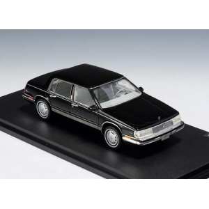 1/43 Buick Electra Park Avenue 1986 черный