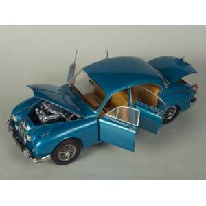 1/18 Jaguar MkII 3.8 1962 синий металлик