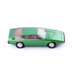 1/43 Maserati 124 Coupe 2+2 Italdesign Италия 1974 зеленый