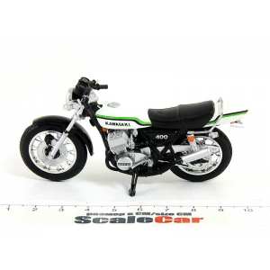 1/24 Мотоцикл Kawasaki KH400 A7 бело-зелёный