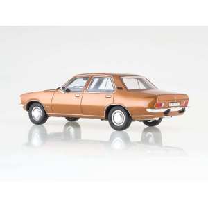 1/18 Opel Rekord D 2100D золотой