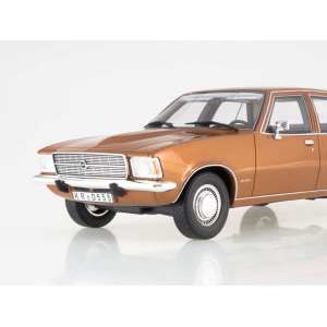 1/18 Opel Rekord D 2100D золотой