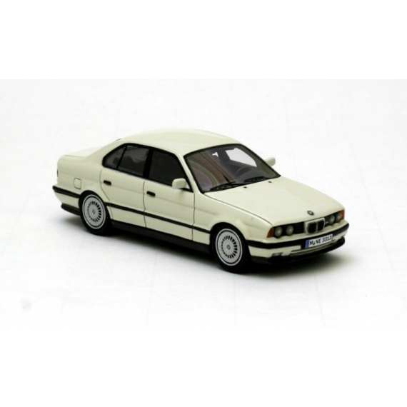 1/43 BMW E34 M5 White 1994