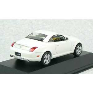 1/43 Lexus SC430 (WHITE) CLOSED