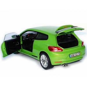 1/18 Volkswagen Scirocco viper green 2008