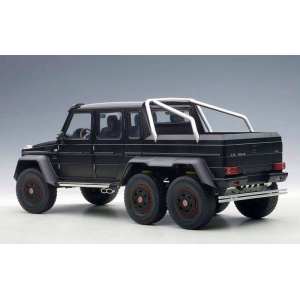 1/18 Mercedes-Benz G63 AMG 6x6 2013 матовый черный