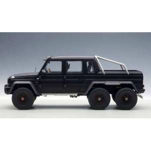 1/18 Mercedes-Benz G63 AMG 6x6 2013 матовый черный