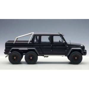 1/18 Mercedes-Benz G63 AMG 6x6 2013 матовый черный