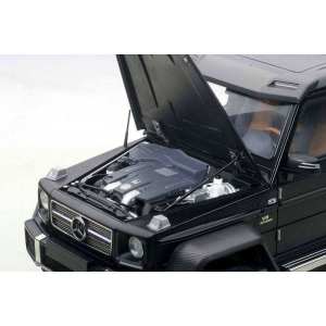 1/18 Mercedes-Benz G63 AMG 6x6 2013 матовый черный