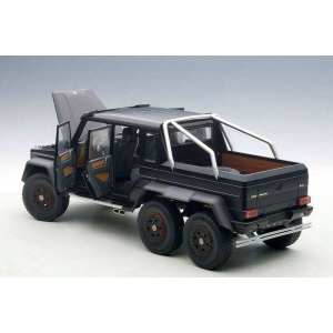 1/18 Mercedes-Benz G63 AMG 6x6 2013 матовый черный