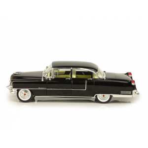 1/18 Cadillac Fleetwood Series 60 Special с фигуркой Дон Вито Корлеоне 1955 чернный, из к/ф Крёстный отец