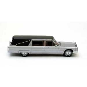 1/43 Cadillac S&S Hearse Black/Silver 1966 (катафалк)