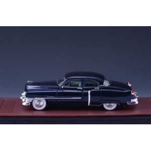 1/43 Cadillac Series 61 Sedan 1951 синий металлик