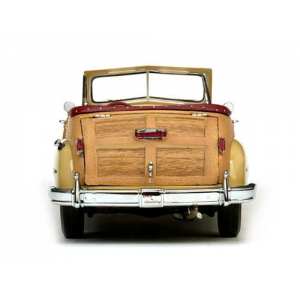 1/18 Chrysler Town & Country Convertible 1948 yellow/woody желтый с отделкой деревом