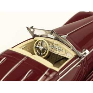 1/43 Mercedes-Benz 540K W29 Speсial Roadster 1936 красный