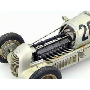 1/18 Mercedes W25 Dirty Hero Winner Eifelrennen 1934 Von Brauchitsch