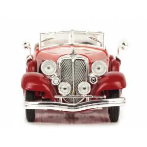 1/43 Chrysler Imperial Le Baron Phaeton 1933 красный