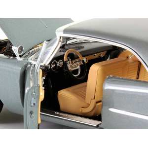 1/18 Chrysler 300C Popular Mechanics 1957 серый