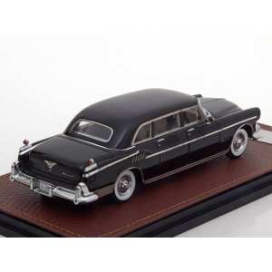 1/43 Imperial LeBaron (C70) Limousine 1956 черный