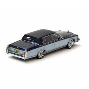 1/43 Cadillac Fleetwood Brougham 2-tone Blue 1980