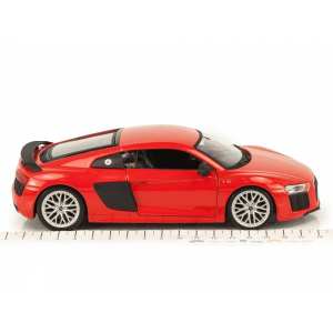 1/24 Audi R8 V10 Plus 2015 красный